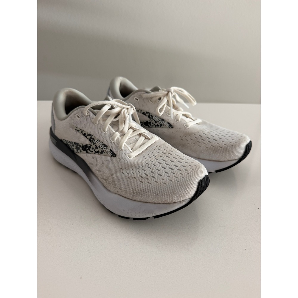 Brooks Ghost 16 Running Shoes Womens 9 White Black DNA LOFT Cushioning